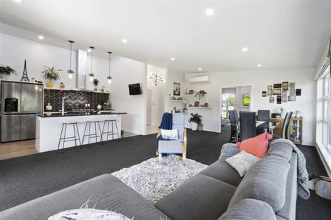 Photo of property in 40 Okarito Avenue, Levin, 5510