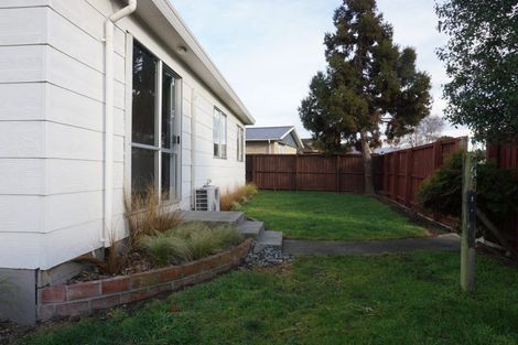 Photo of property in 1/1 Pateke Place, Bromley, Christchurch, 8062