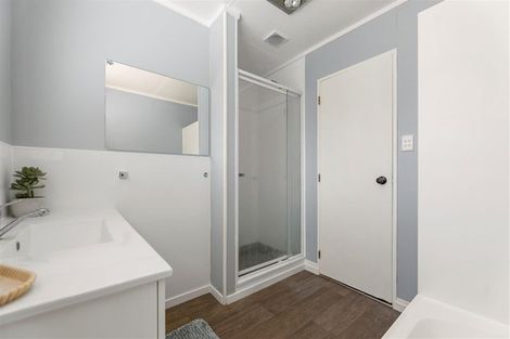 Photo of property in 13a Bishoprick Crescent, Te Puke, 3119