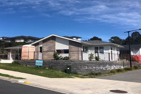 Photo of property in 1 Pheasant Close, Stanmore Bay, Whangaparaoa, 0932