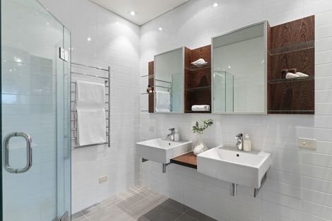 Photo of property in 1/7 The Promenade, Takapuna, Auckland, 0622