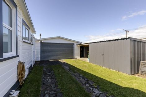 Photo of property in 14 Mouatt Street, Waitara, 4320