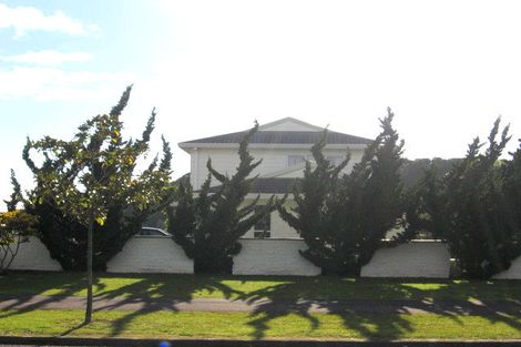 Photo of property in 72 Charles Prevost Drive, The Gardens, Auckland, 2105