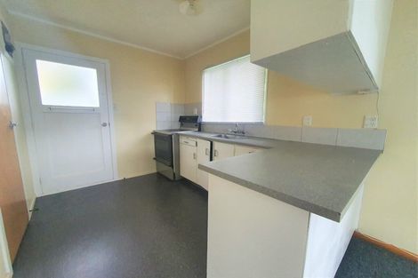 Photo of property in 1/12 Dawnhaven Drive, Te Atatu Peninsula, Auckland, 0610