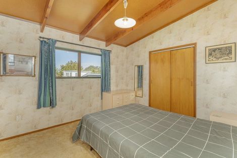 Photo of property in 20 Oyster Drive, Cooks Beach, Whitianga, 3591