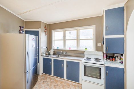 Photo of property in 30 Mccorkindale Street, Feilding, 4702