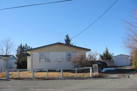 Photo of property in 58 Omahau Crescent, Twizel, 7901