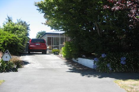 Photo of property in 6 Aileen Place, Upper Riccarton, Christchurch, 8041
