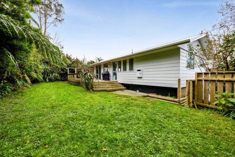 Photo of property in 73 Heta Road, Highlands Park, New Plymouth, 4312