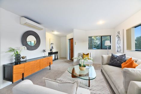 Photo of property in 6 Riverglade Parkway, Te Atatu South, Auckland, 0610