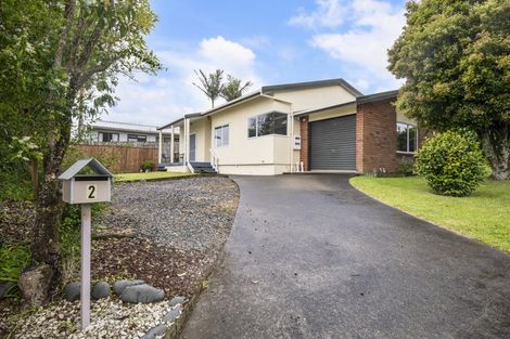Photo of property in 2 Davern Lane, New Lynn, Auckland, 0600