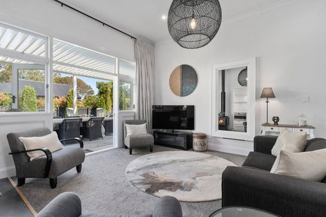 Photo of property in 63 Dublin Street, Martinborough, 5711