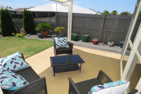 Photo of property in 1/18 The Glade, Papamoa Beach, Papamoa, 3118