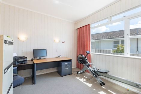 Photo of property in 43 Wai-iti Crescent, Woburn, Lower Hutt, 5010