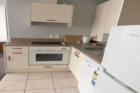 Photo of property in Terrace Tower Apartments, 9b/126 The Terrace, Wellington Central, Wellington, 6011