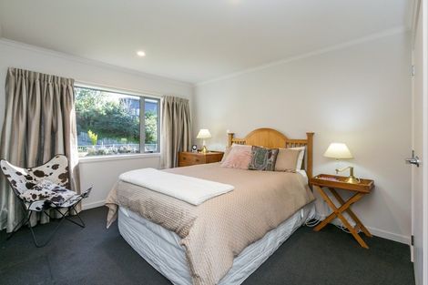 Photo of property in 14 Muritai Crescent, Havelock North, 4130