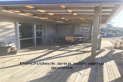 Photo of property in 13 Oturi Road, Waverley, 4510