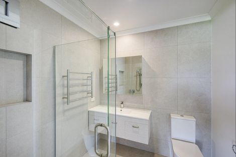 Photo of property in 55 Read Crescent, Clive, 4102