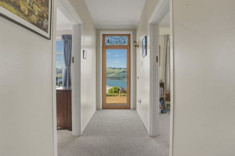 Photo of property in 11 Monowai Road, Ravensbourne, Dunedin, 9022