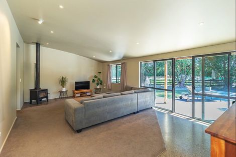 Photo of property in 523 Arapaepae Road, Ohau, Levin, 5570