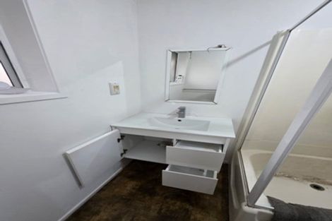 Photo of property in 30b Estuary Road, Weymouth, Auckland, 2103