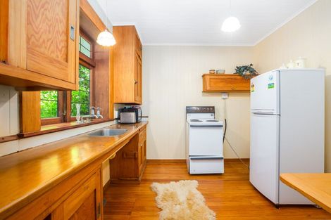 Photo of property in 15 Pingau Street, Paekakariki, 5034