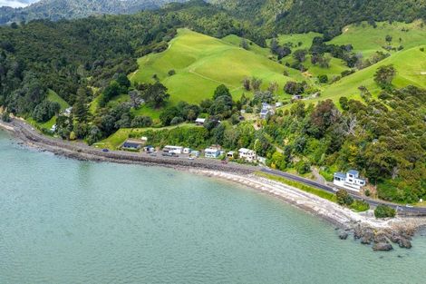 Photo of property in 158 Thames Coast Sh25 Road, Whakatete Bay, Thames, 3575