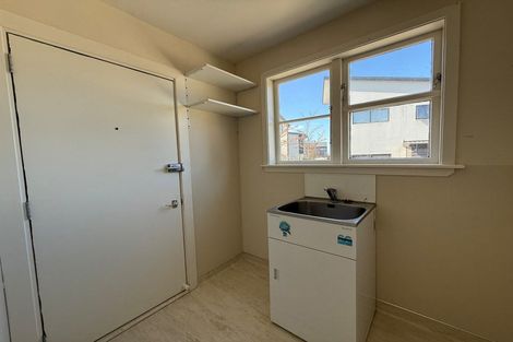 Photo of property in 14 Broadbent Street, Riccarton, Christchurch, 8041