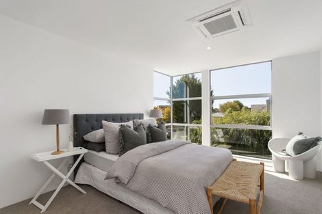 Photo of property in 43 Totara Street, Fendalton, Christchurch, 8041