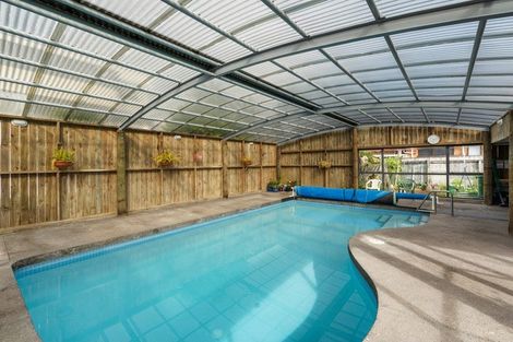 Photo of property in 11a Puriri Avenue, Orewa, 0931