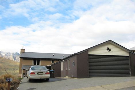 Photo of property in 68 Hensman Road, Queenstown, 9300