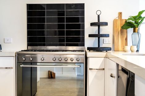 Photo of property in 1/11 Norman Road, Hauraki, Auckland, 0622