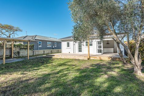 Photo of property in 16 Duigan Street, Gonville, Whanganui, 4501