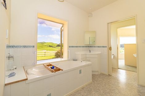 Photo of property in 68 Fauvels Road, Eketahuna, 4996