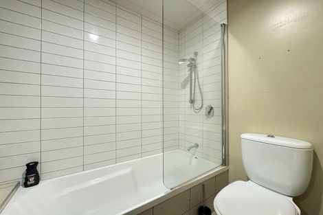 Photo of property in Onslow Heights, 17d Onslow Road, Khandallah, Wellington, 6035