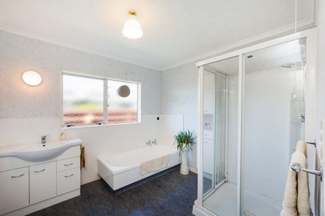 Photo of property in 4 Tui Mill Grove, Feilding, 4702