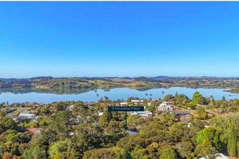 Photo of property in 5 Pounamu Place, Kerikeri, 0294