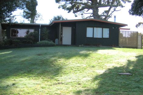 Photo of property in 9 Coutts Road, Pauanui, Hikuai, 3579