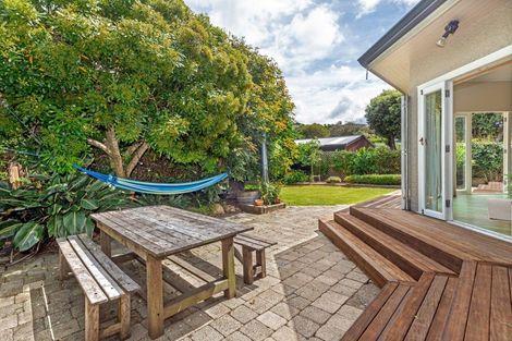 Photo of property in 50 Moana Road, Okitu, Gisborne, 4010