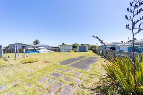 Photo of property in 9 Tainui Street, Castlecliff, Whanganui, 4501