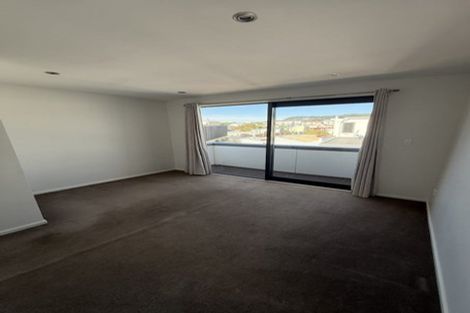 Photo of property in 3/464 Adelaide Road, Berhampore, Wellington, 6023