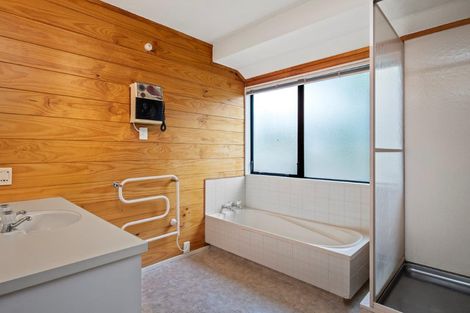 Photo of property in 10a Dallinger Street, St Andrews, Hamilton, 3200