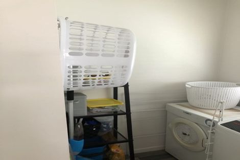 Photo of property in 2 Frank Hewitt Street, Pukekohe, 2120