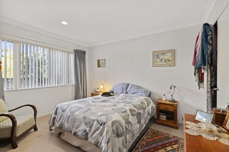 Photo of property in St Peters Apartments, 11/5a Stephen Street, Johnsonville, Wellington, 6037