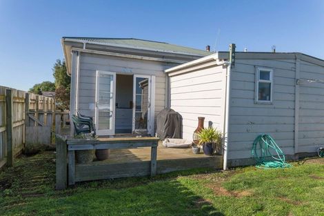 Photo of property in 66 Allardice Street, Dannevirke, 4930