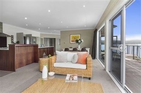 Photo of property in 43 Pendennis Point, Camborne, Porirua, 5026