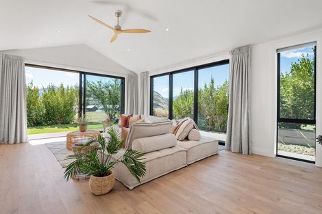 Photo of property in 7 Torridon Court, Jacks Point, Queenstown, 9371