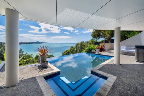 Photo of property in 1/285 Bleakhouse Road, Mellons Bay, Auckland, 2014