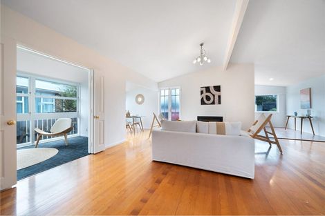 Photo of property in 174 Don Buck Road, Massey, Auckland, 0614