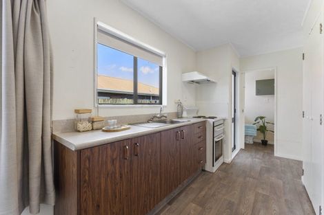 Photo of property in 21 Hilton Grove, Kelvin Grove, Palmerston North, 4414